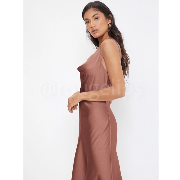 Redwood Satin Cami Dress Midi Adjustable Spaghetti Straps - Picture 3 of 8